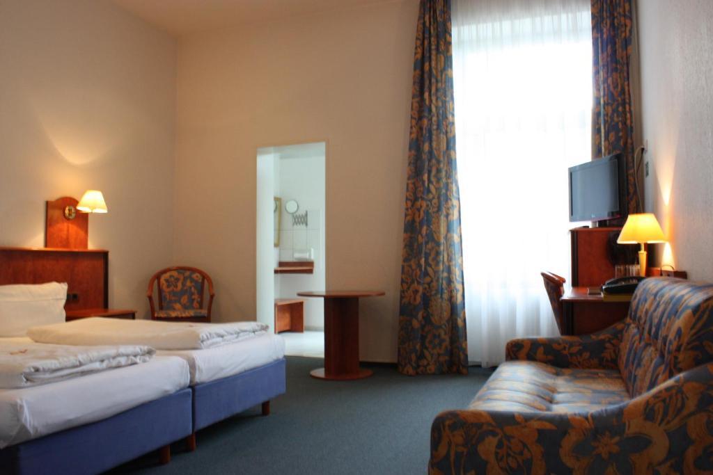 Hotel Zeil Frankfurt am Main Room photo